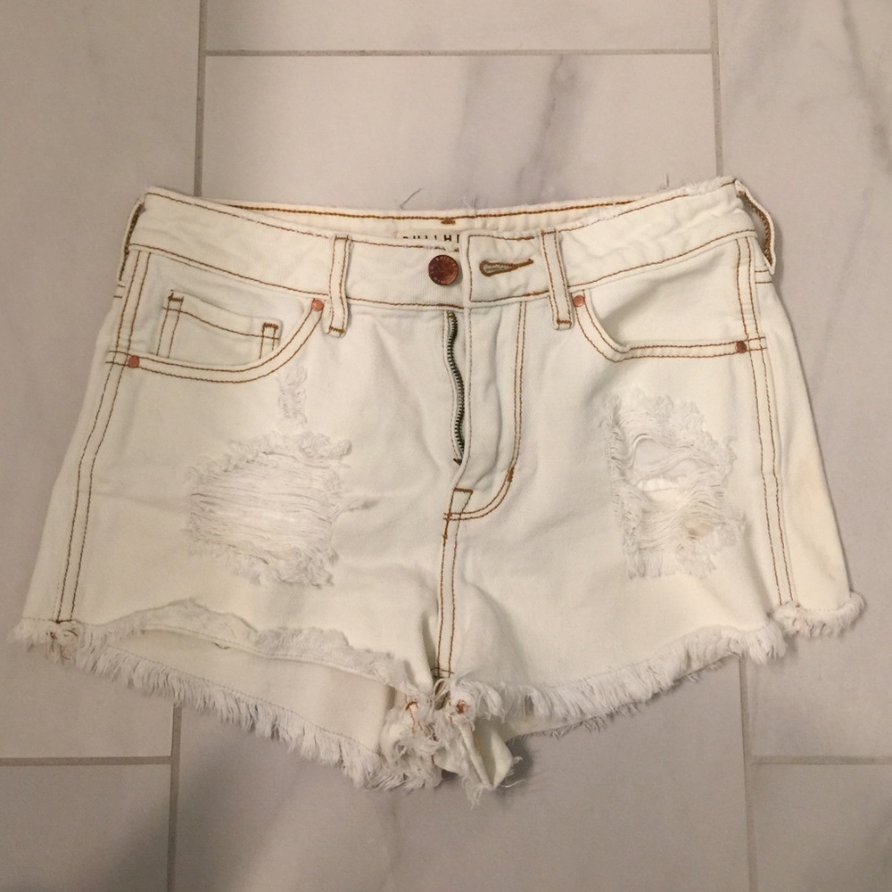Bullhead high waisted shorts